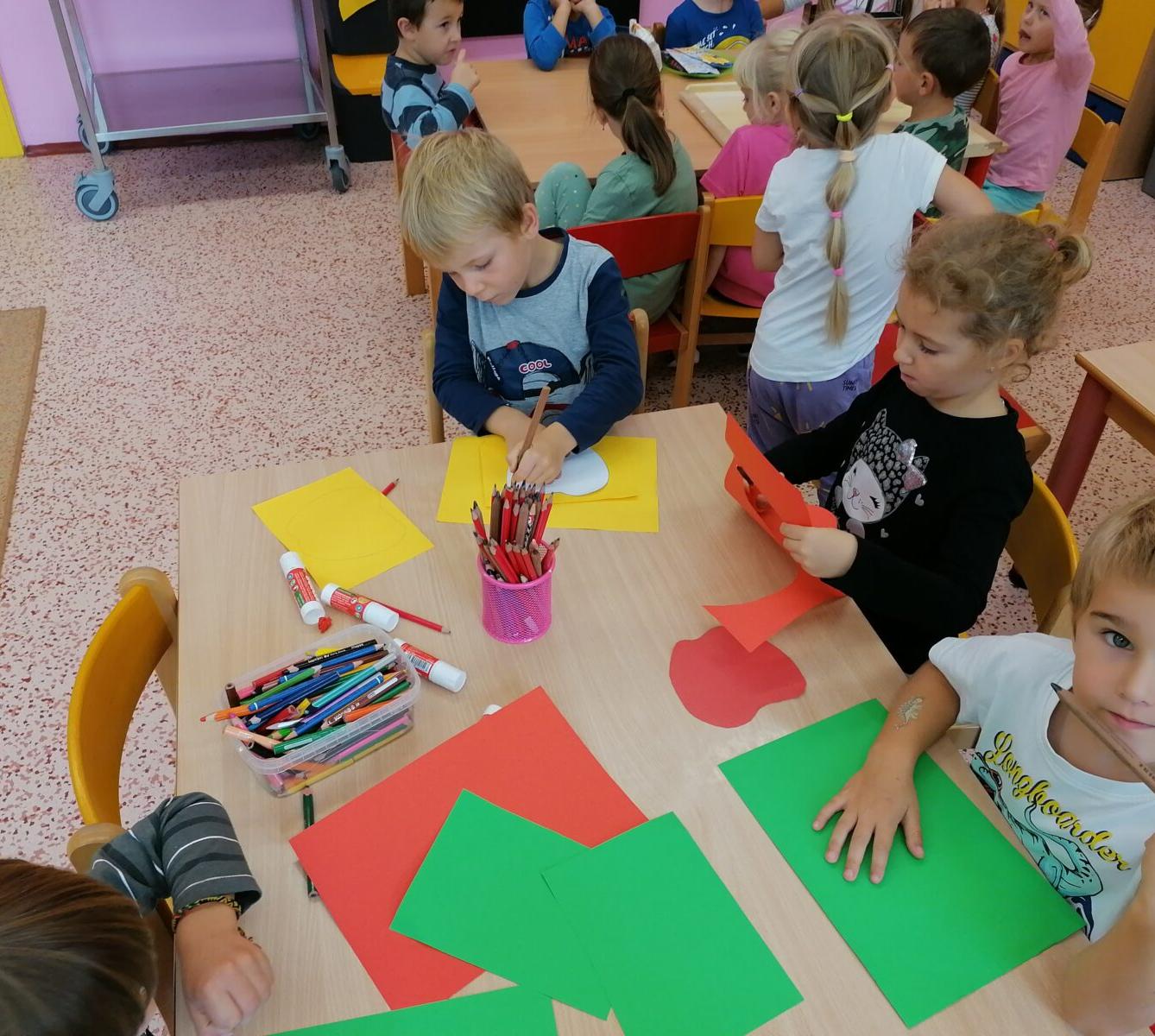 Tvořeníčko, tvoření: Sovičky: "jablíčko" - 15