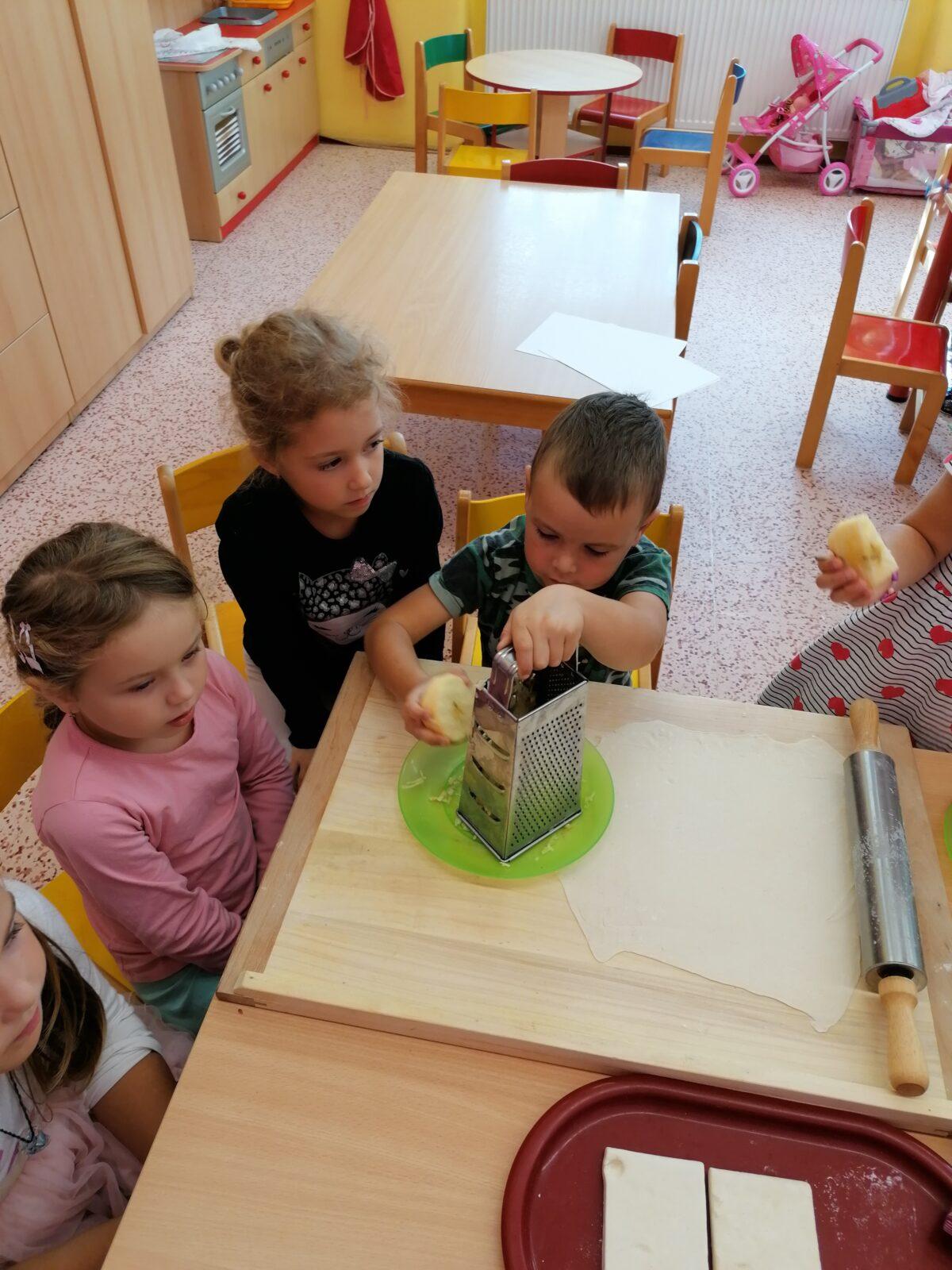 Sovičky: "Pečeme štrůdl" - 18