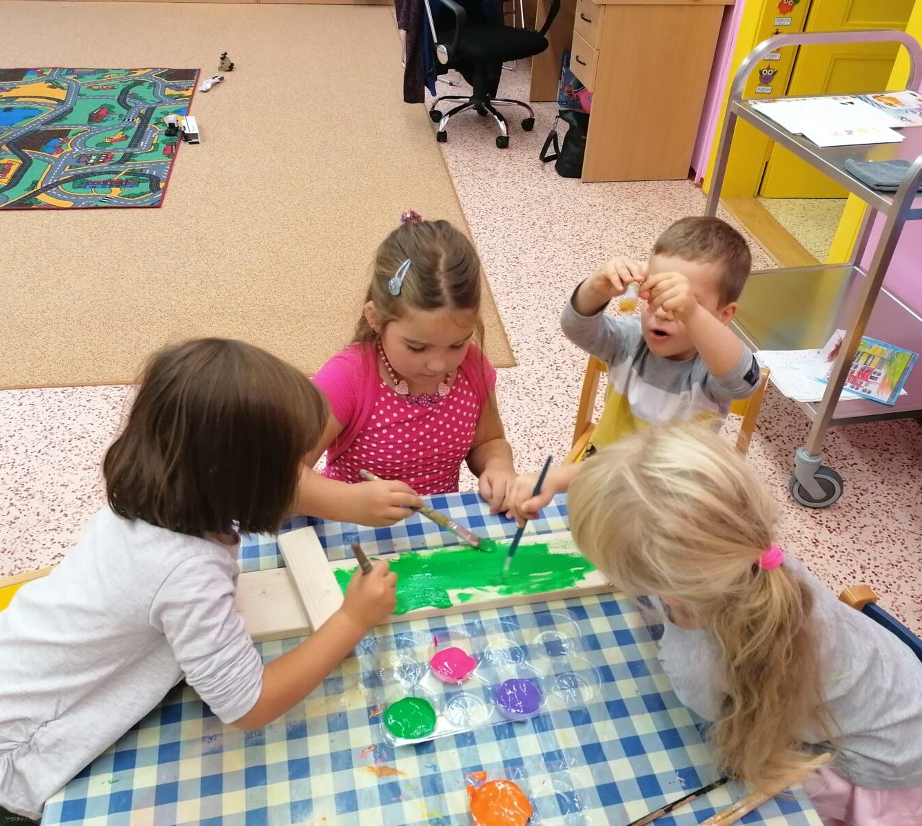 "Barevný svět kolem nás" - podzimní dny v MŠ :-) - 50