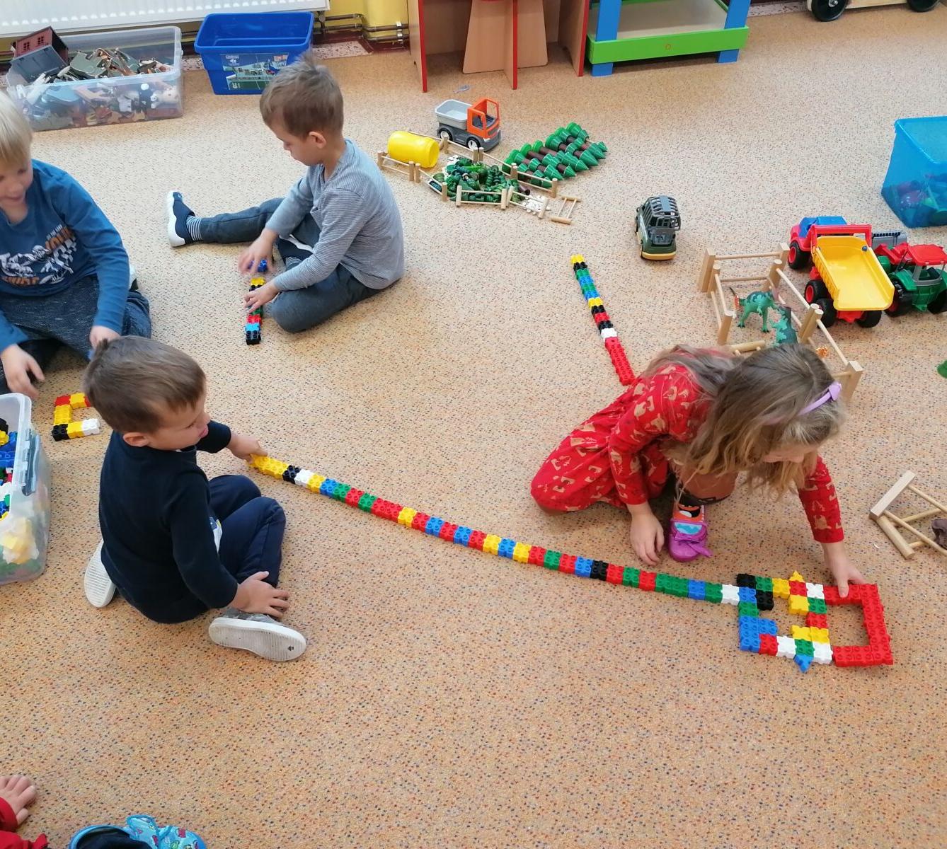 "Barevný svět kolem nás II." - podzimní dny v MŠ :-) - 37