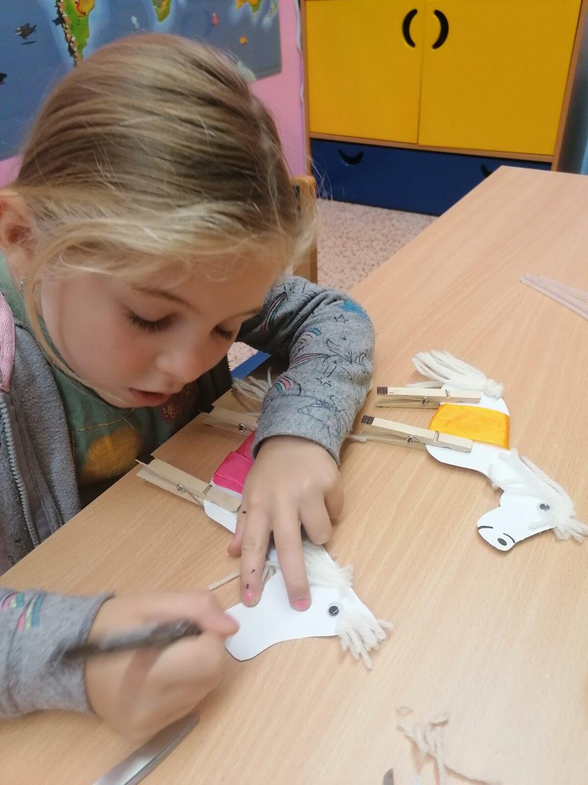 Tvořeníčko, tvoření: sv. Martin- koníčci :-) - 6