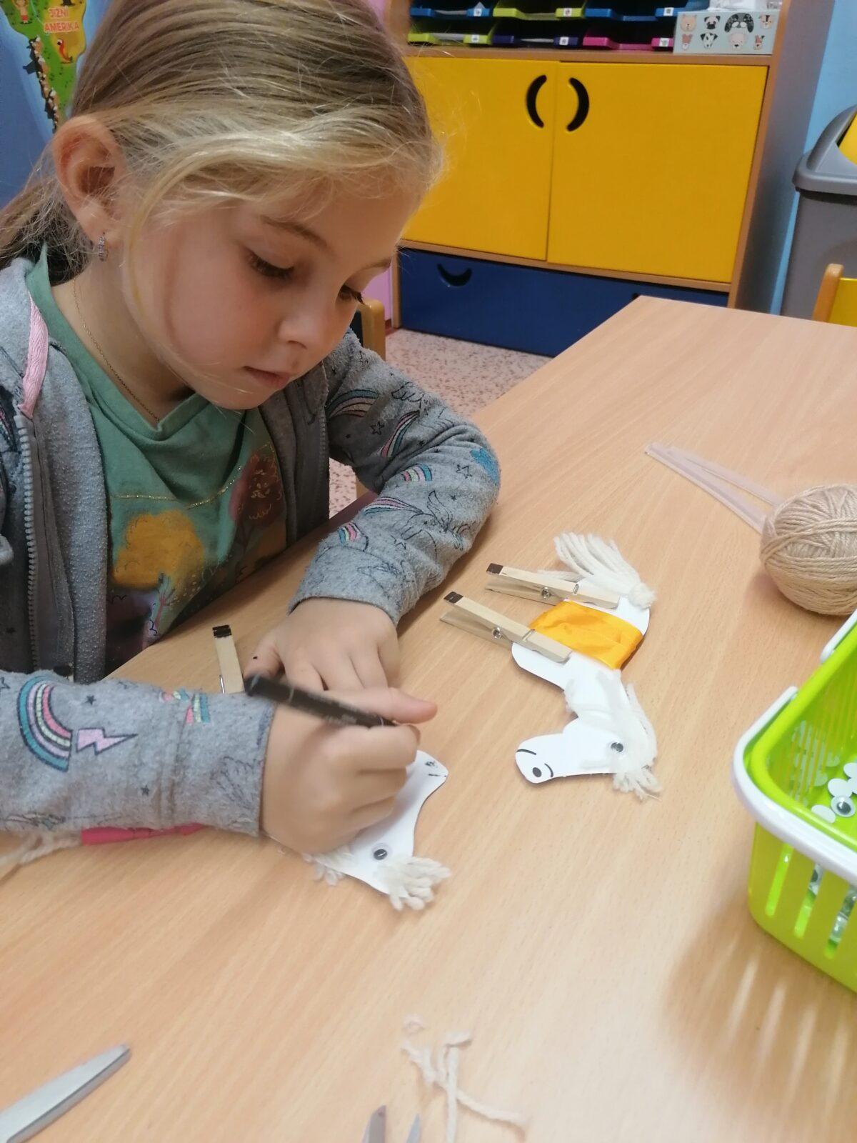 Tvořeníčko, tvoření: sv. Martin- koníčci :-) - 7