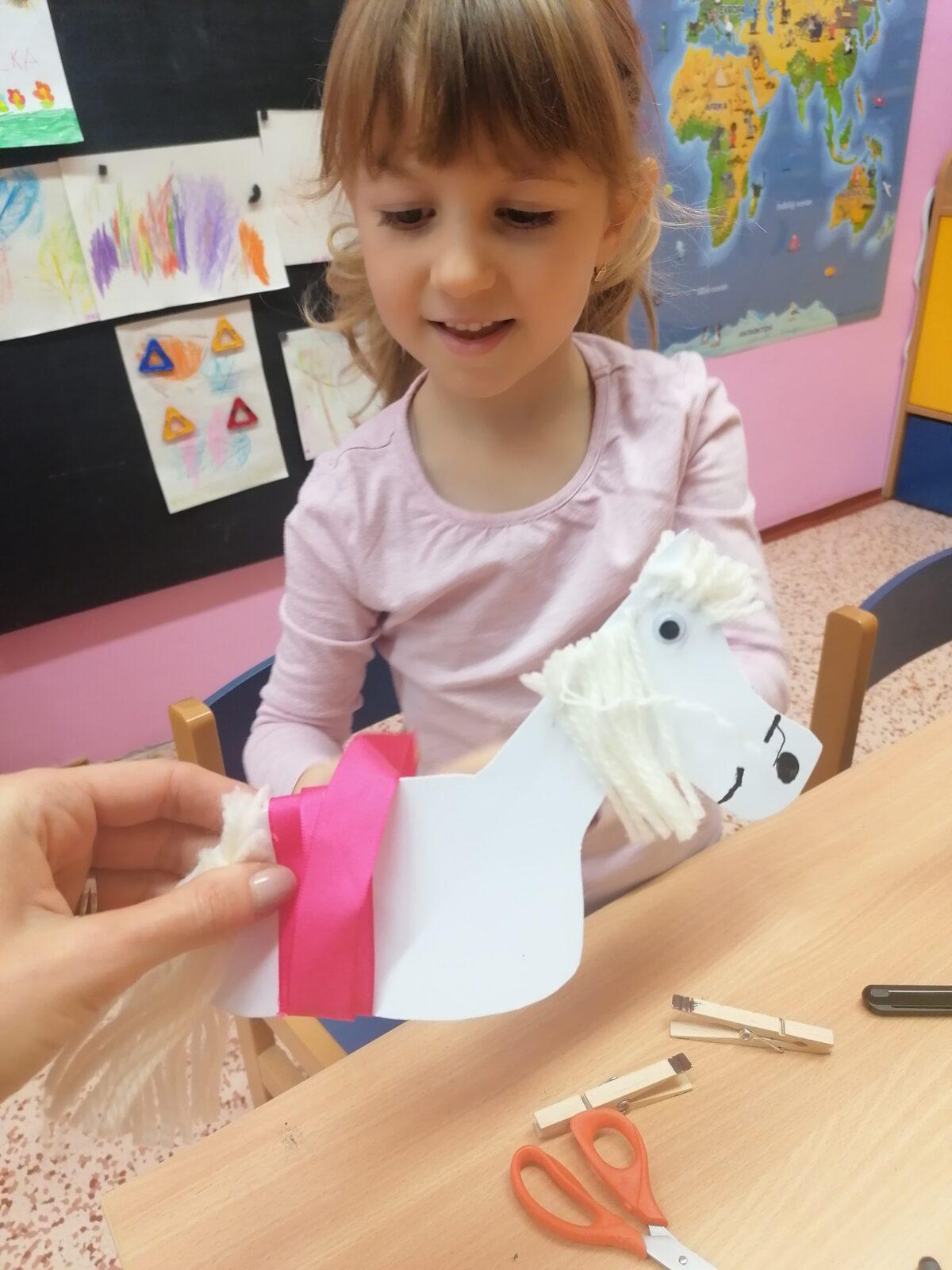 Tvořeníčko, tvoření: sv. Martin- koníčci :-) - 24