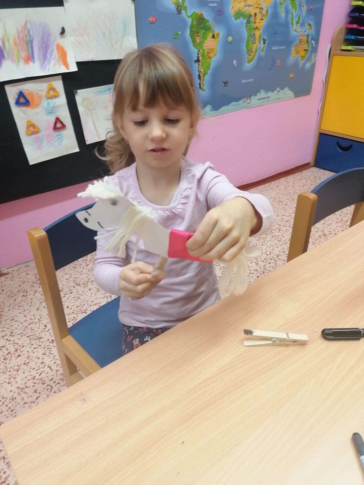 Tvořeníčko, tvoření: sv. Martin- koníčci :-) - 26