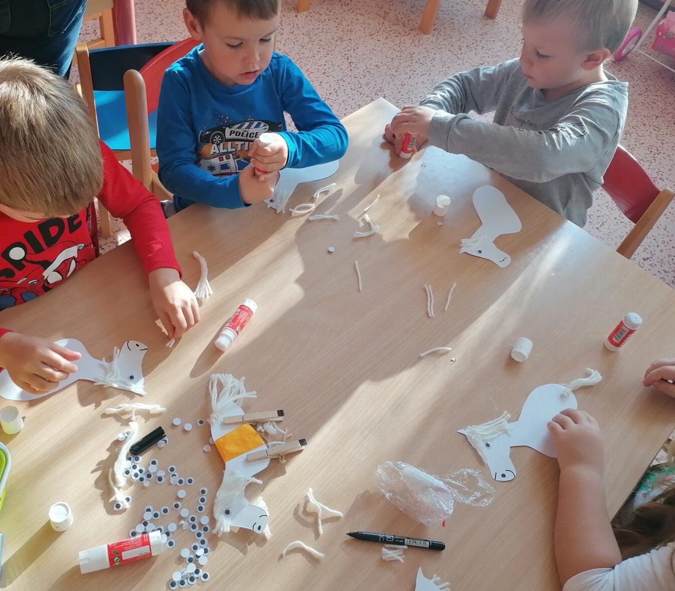 Tvořeníčko, tvoření: sv. Martin- koníčci :-) - 39