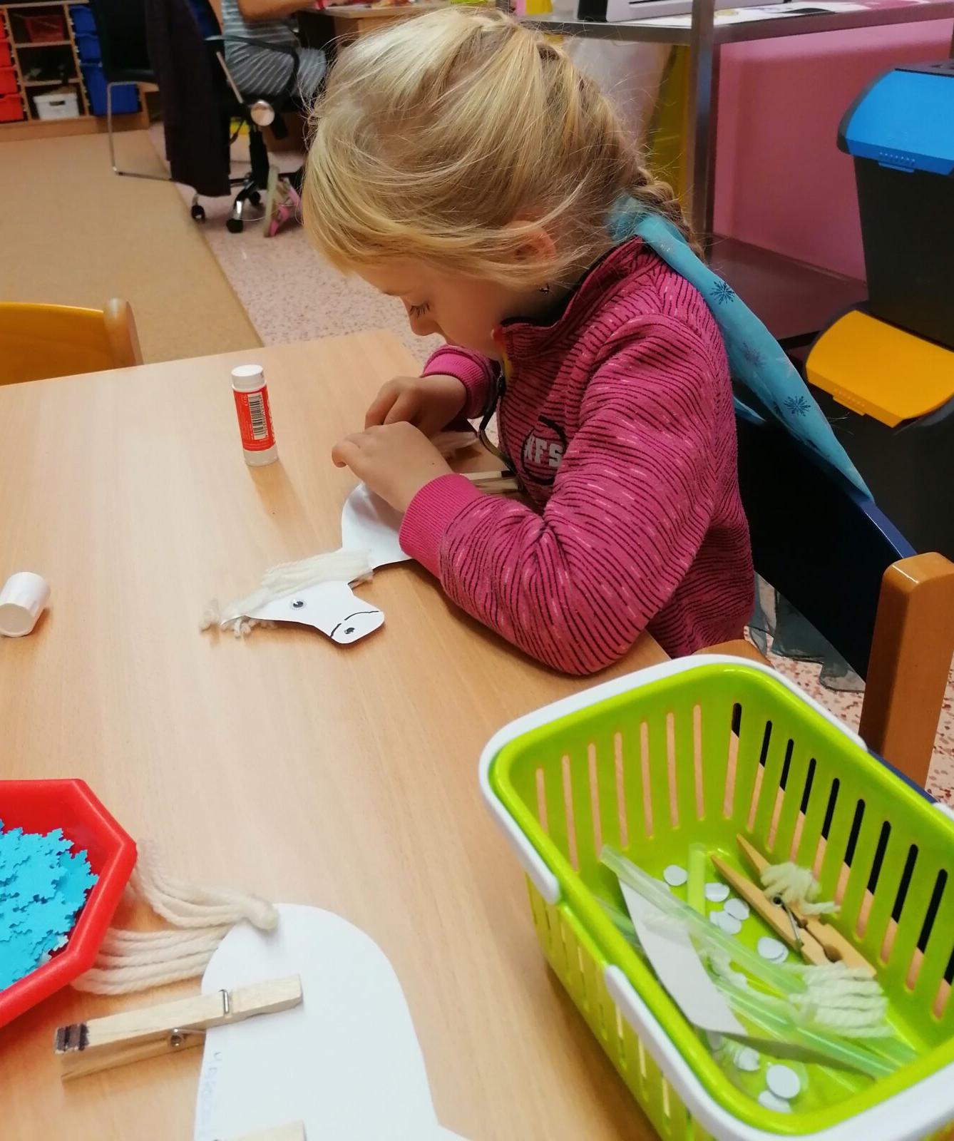 Tvořeníčko, tvoření: sv. Martin- koníčci :-) - 70