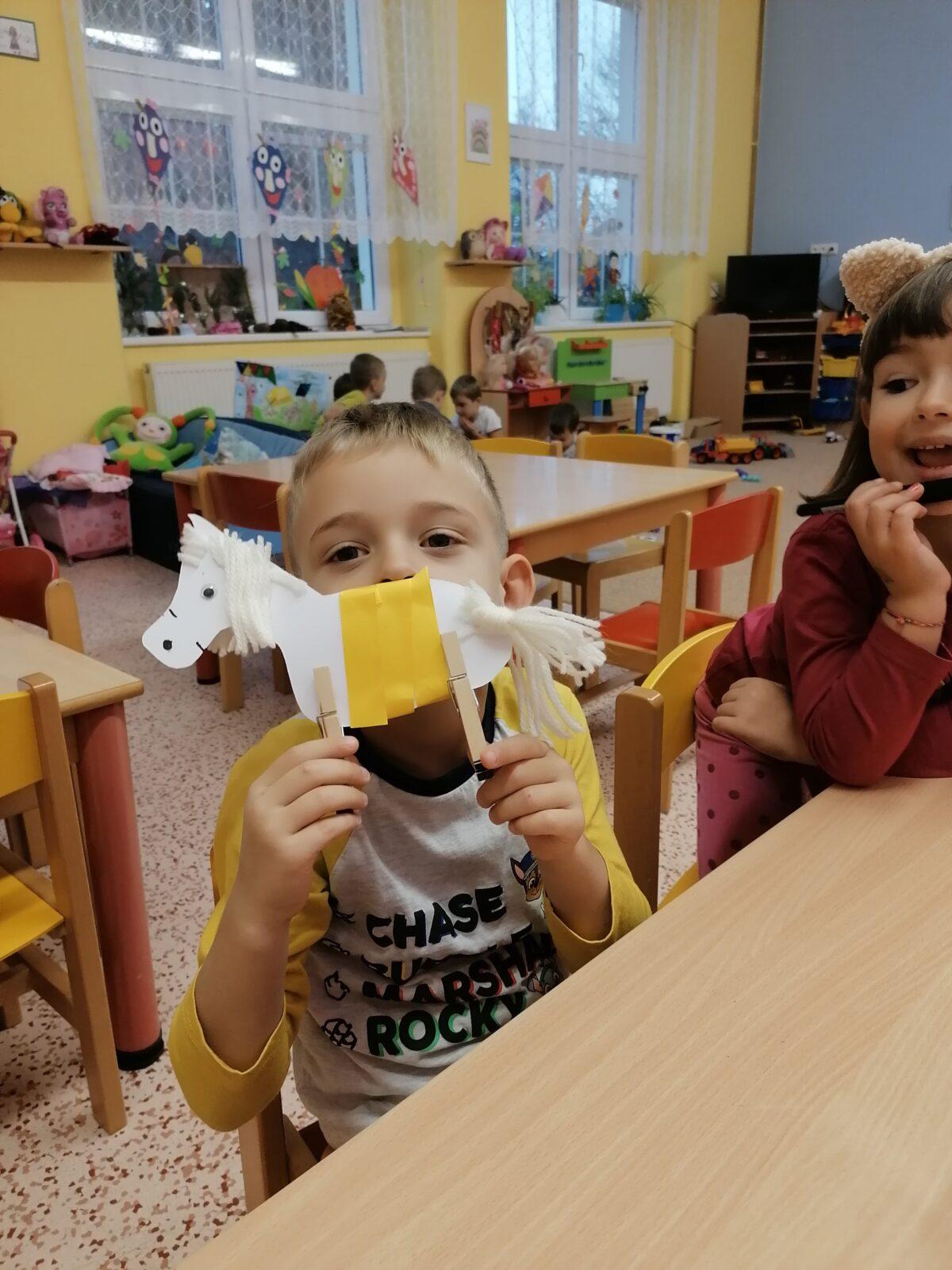 Tvořeníčko, tvoření: sv. Martin- koníčci :-) - 77