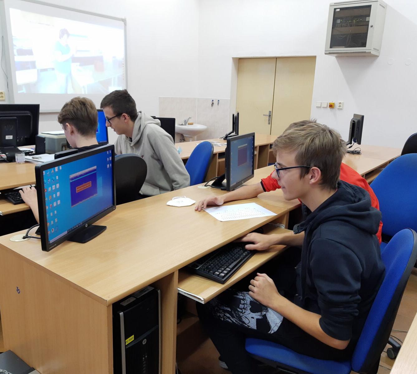 TECHNOhrátky ve Vysokém Mýtě - 22