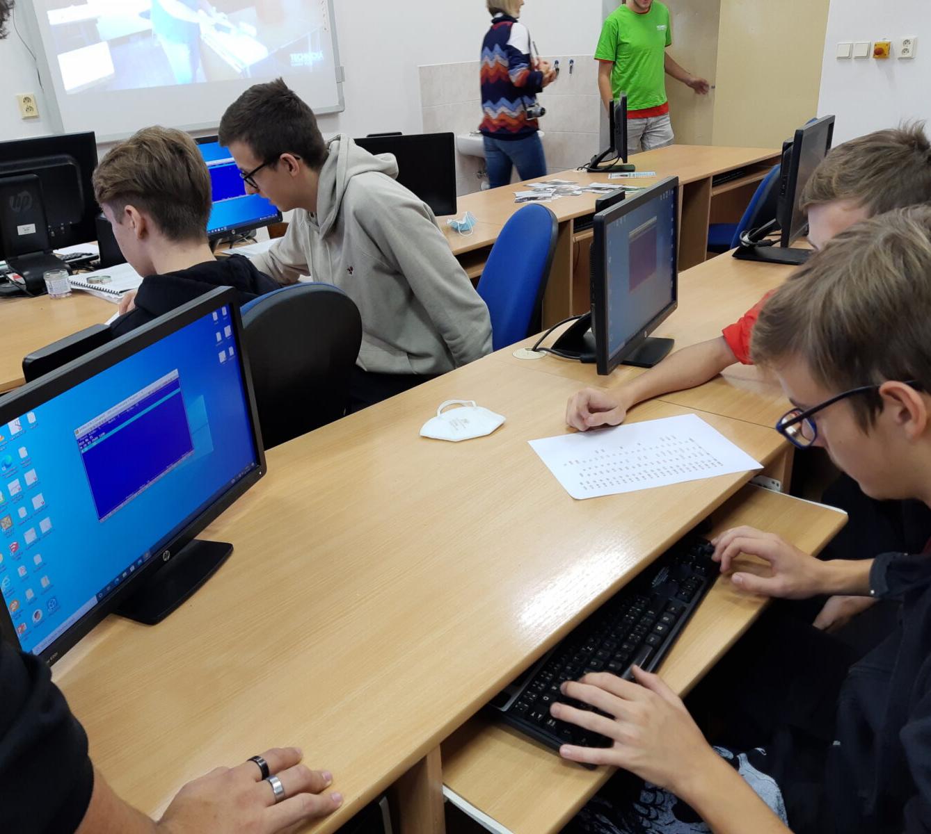 TECHNOhrátky ve Vysokém Mýtě - 23