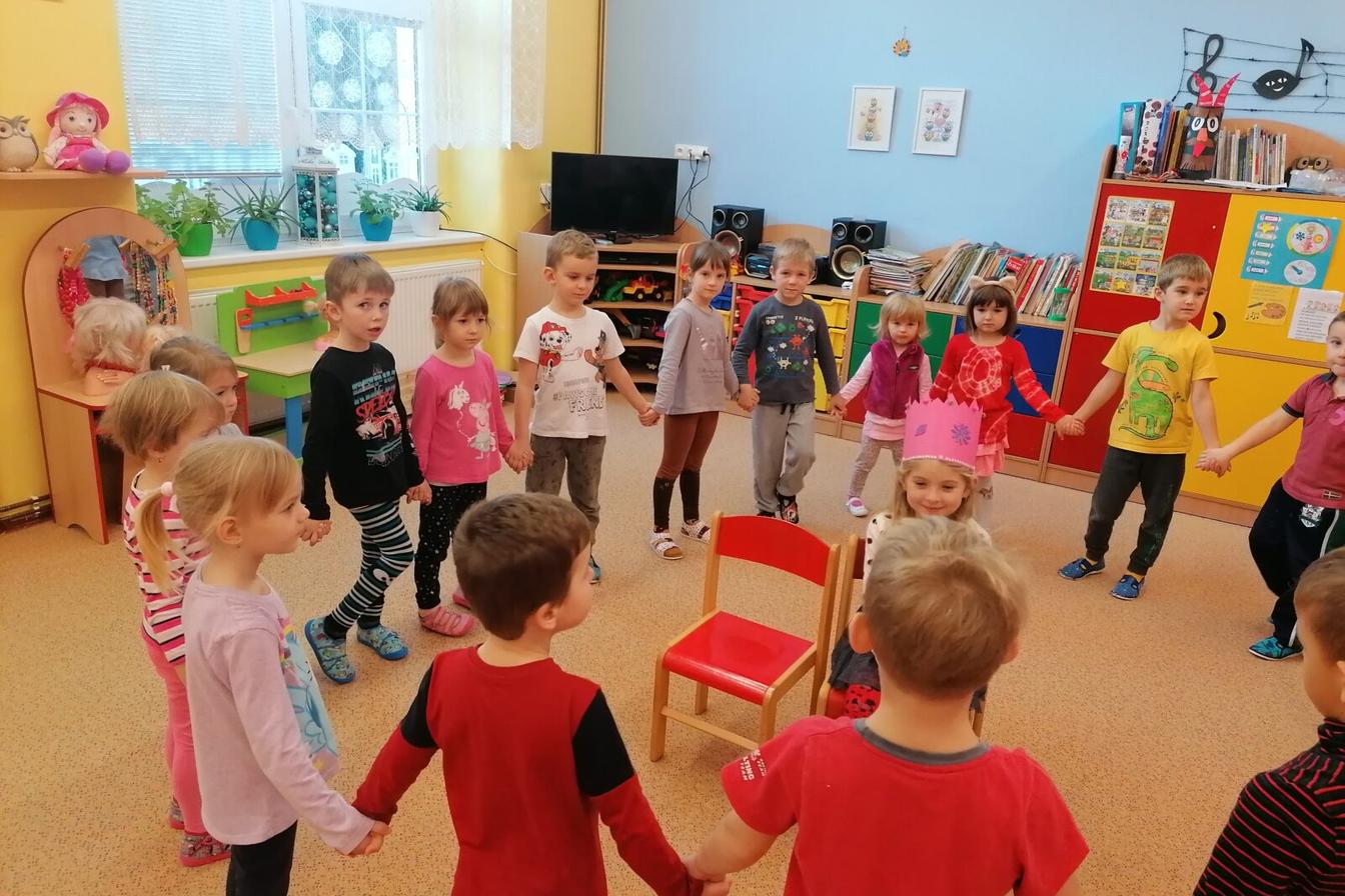 Slavíme: Stelinka měla narozeniny :-)