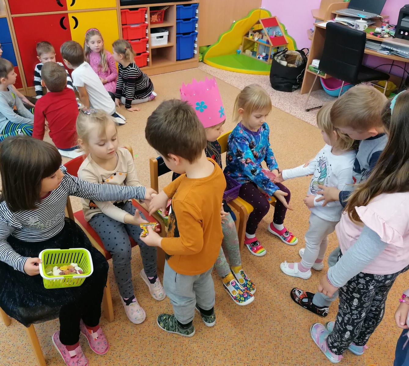 Slavíme: Klárka- narozeniny, Lucinka a Julinky - svátky :-) - 14