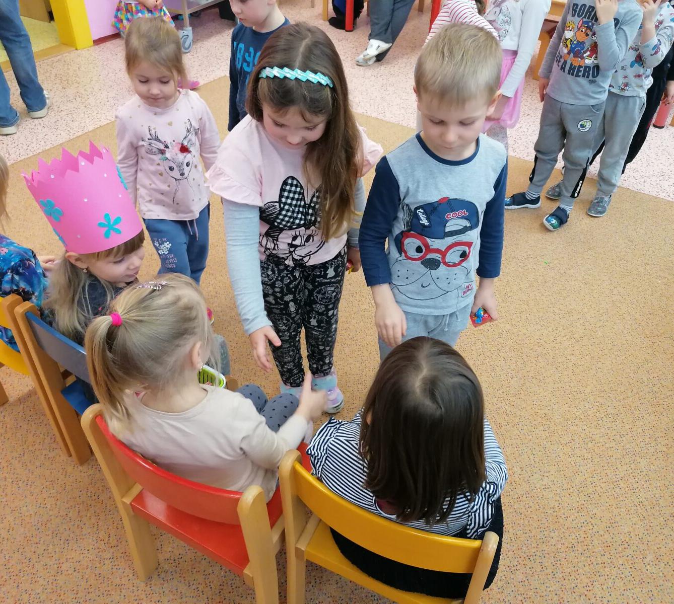 Slavíme: Klárka- narozeniny, Lucinka a Julinky - svátky :-) - 17