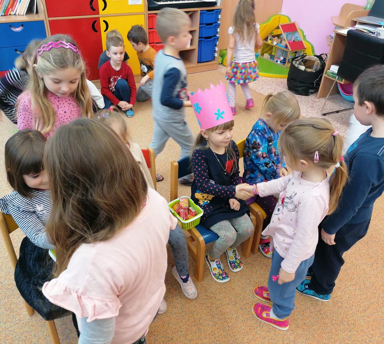 Slavíme: Klárka- narozeniny, Lucinka a Julinky - svátky :-) - 18