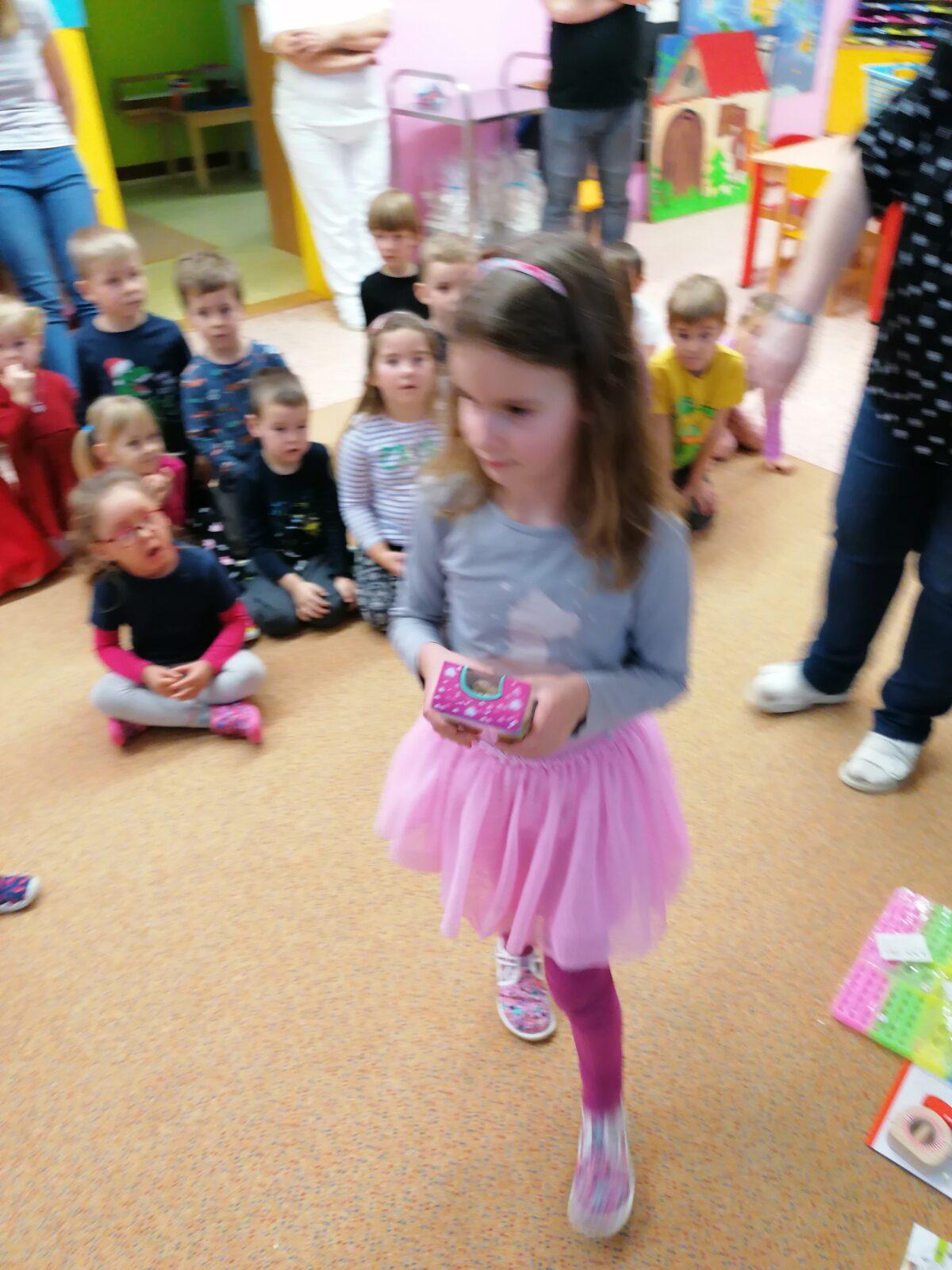 Ježíšek v MŠ :-) - 16