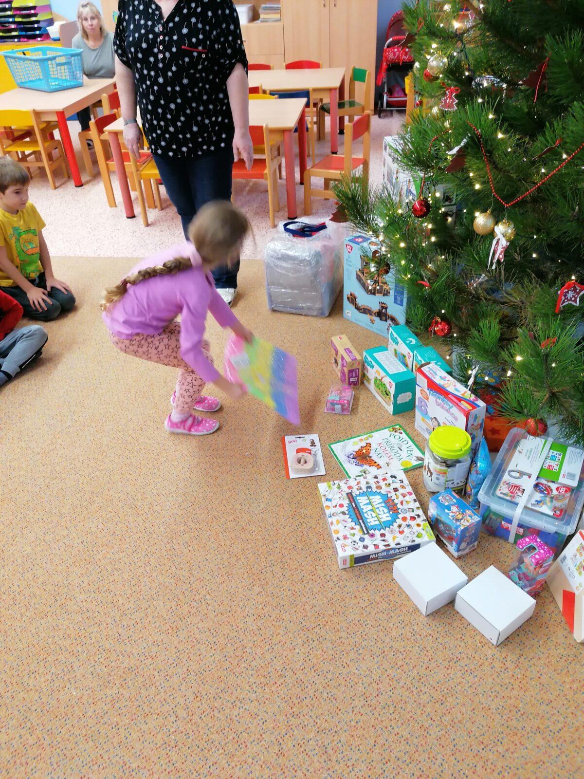 Ježíšek v MŠ :-) - 17