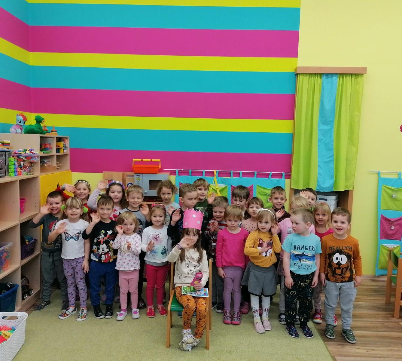 Slavíme: Vanesska měla narozeniny :-) - 16