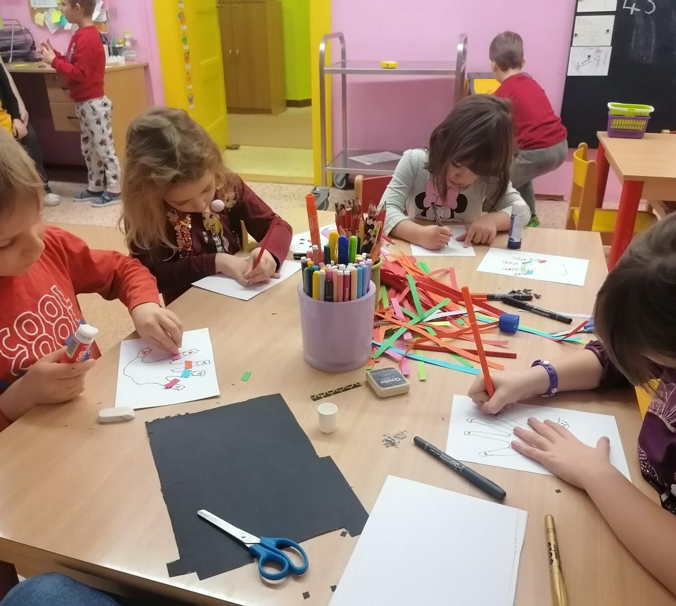 Tvořeníčko, tvoření: "Sněkulák", rodinka sněhuláků :-) - 10