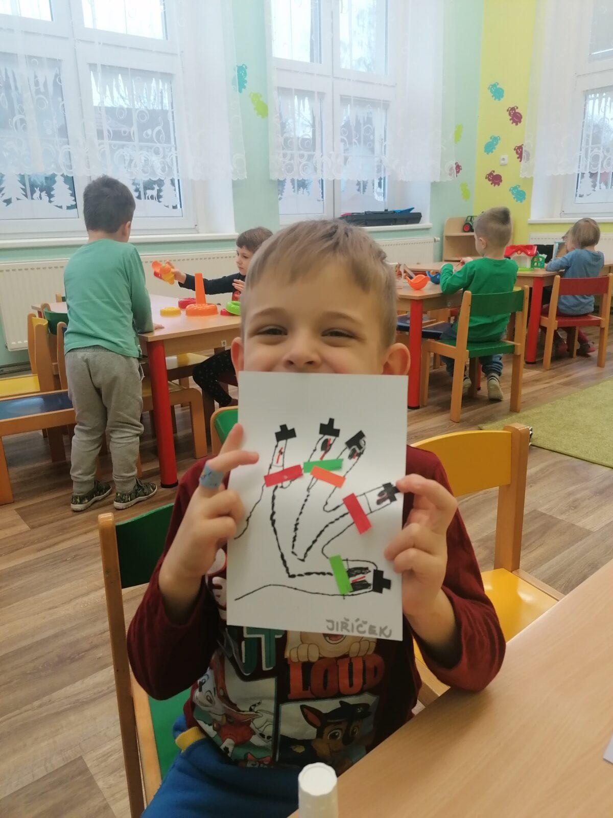 Tvořeníčko, tvoření: "Sněkulák", rodinka sněhuláků :-) - 25