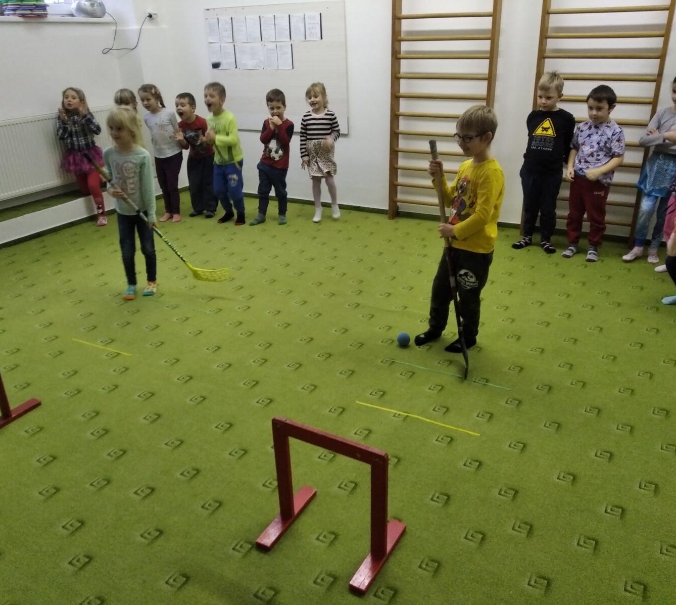 broučci a sovičky: zimní radovánky-olympiáda (1) - 17