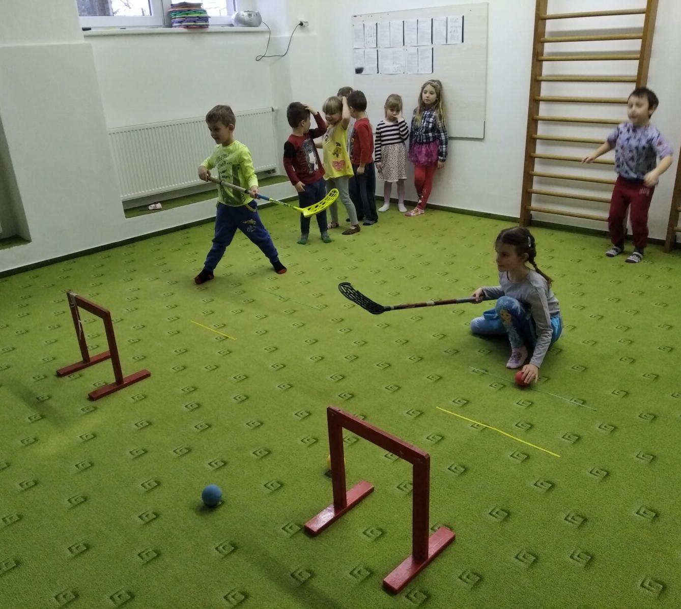 broučci a sovičky: zimní radovánky-olympiáda (1) - 22