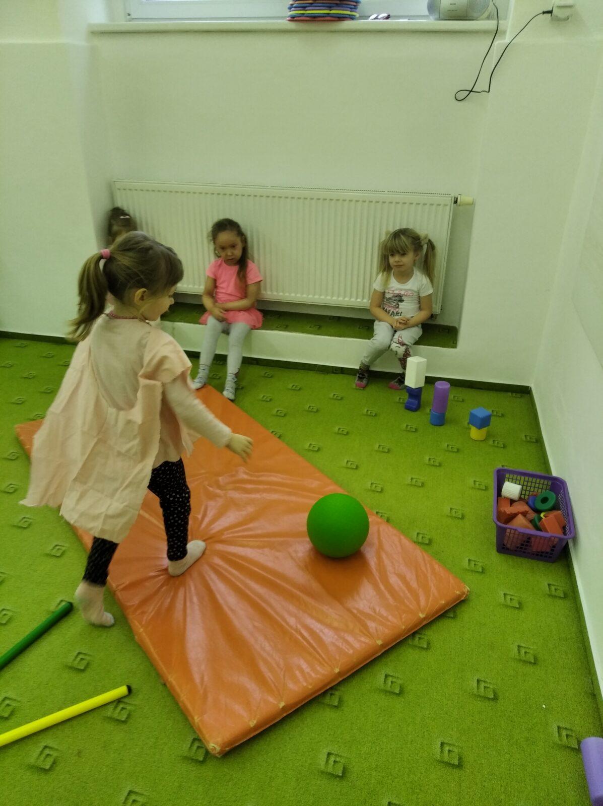 broučci a sovičky: zimní radovánky-olympiáda (1) - 67