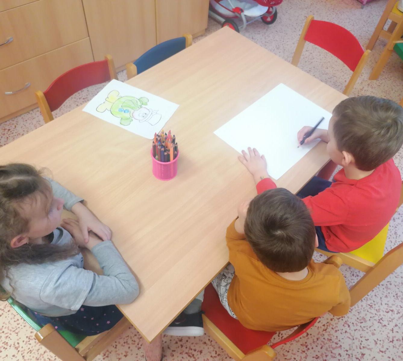 "Zvířátka a ptáčci v zimě" - skupinové práce :-) - 15