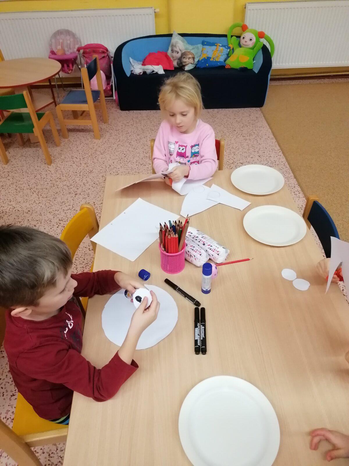 "Zvířátka a ptáčci v zimě" - skupinové práce :-) - 36