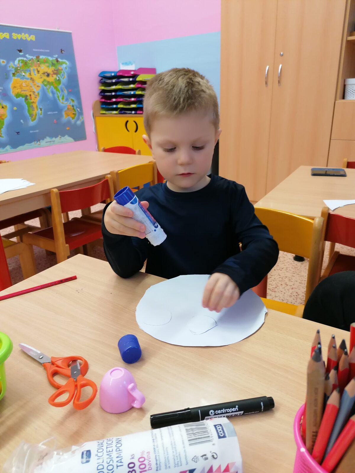 "Zvířátka a ptáčci v zimě" - skupinové práce :-) - 77