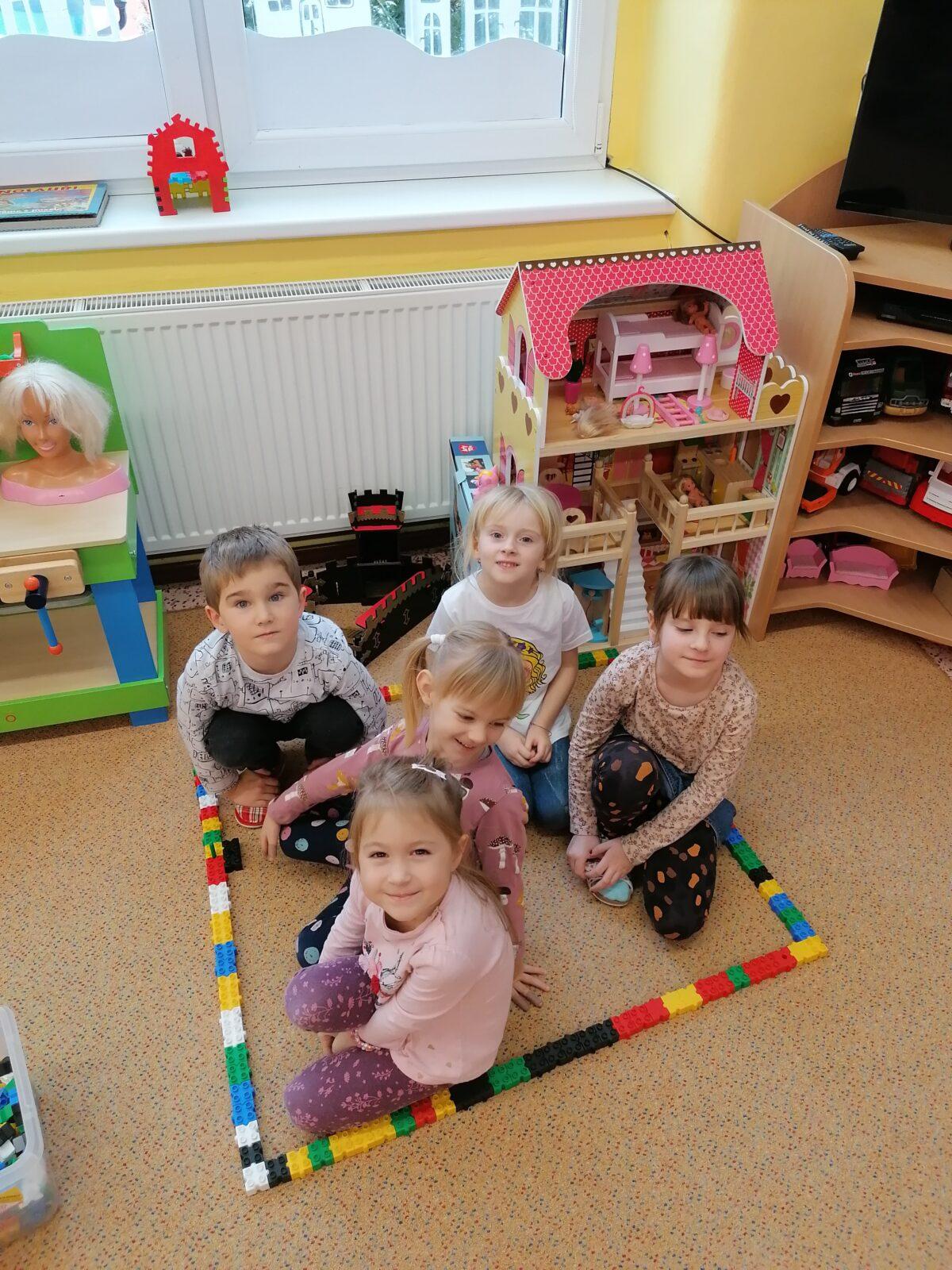 "Zvířátka a ptáčci v zimě" - skupinové práce :-) - 87