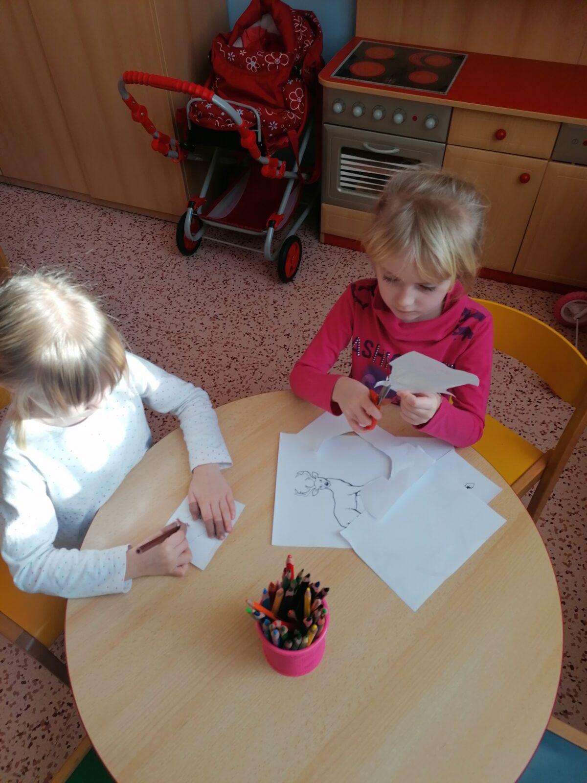 "Zvířátka a ptáčci v zimě" - skupinové práce :-) - 110