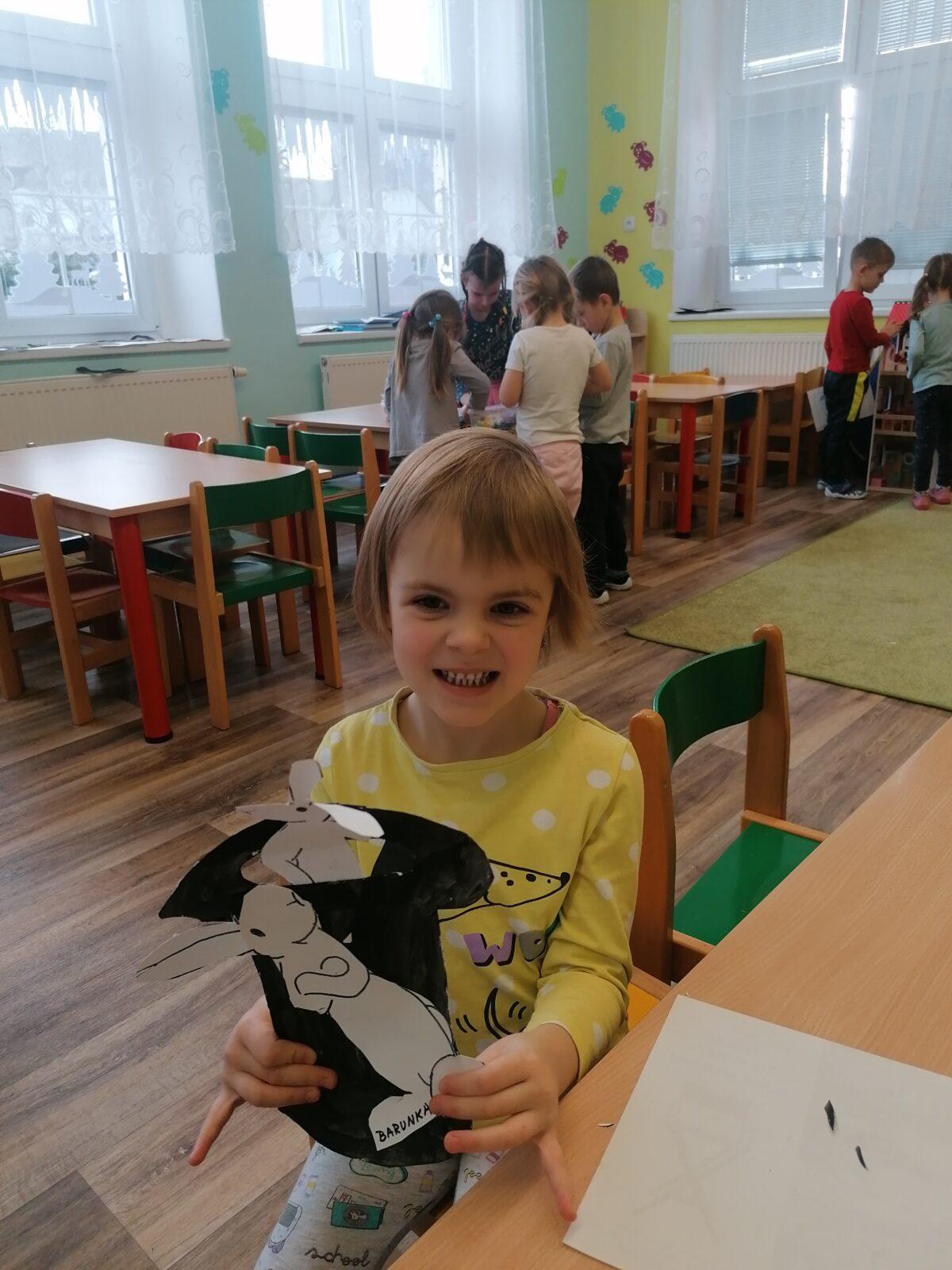 Broučci, tvořeníčko tvoření: "Z pohádky do pohádky" :-) - 63