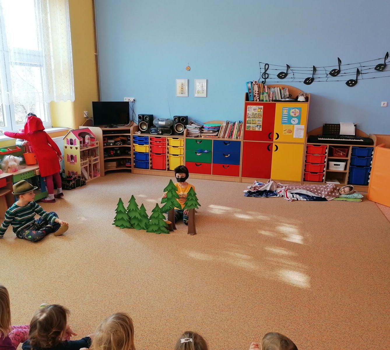 Dramatizace pohádky: "ČERVENÁ KARKULKA" :-) - 10