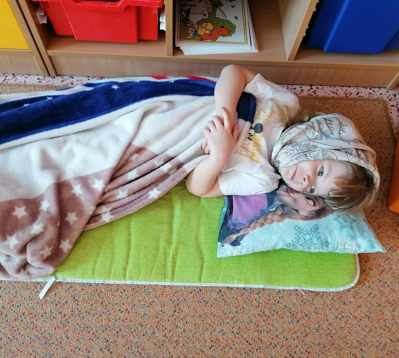 Dramatizace pohádky: "ČERVENÁ KARKULKA" :-) - 19