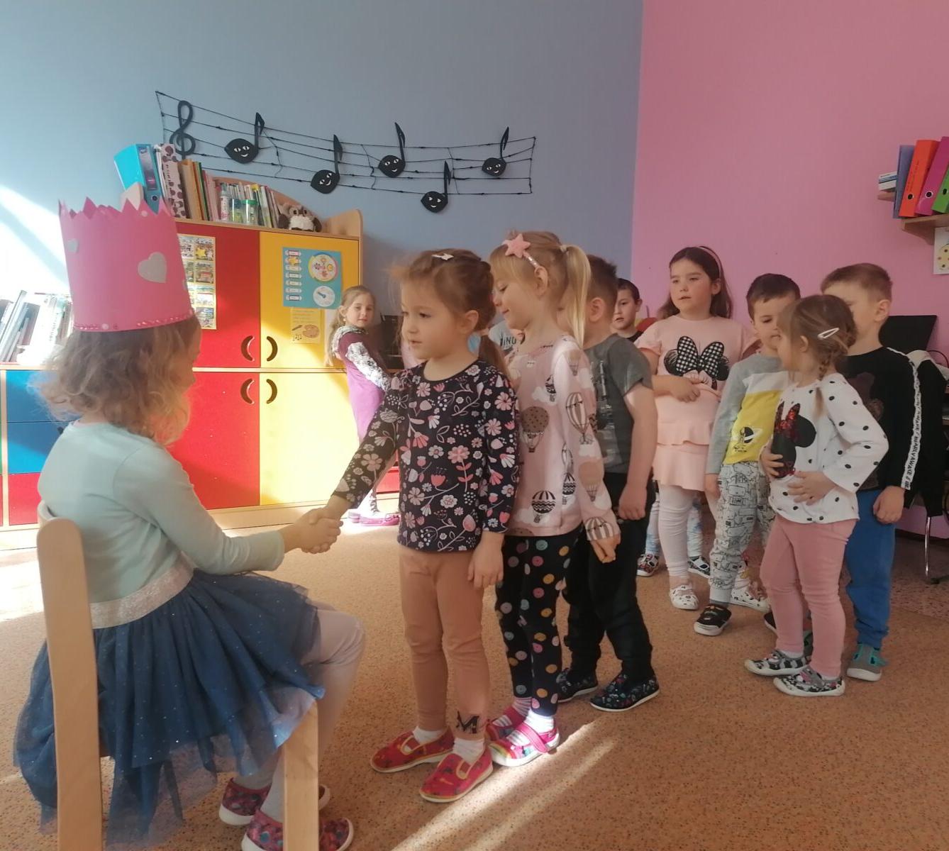 Slavíme: Laurinka měla narozeniny :-) - 7