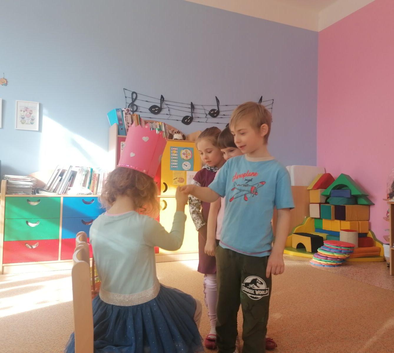 Slavíme: Laurinka měla narozeniny :-) - 16