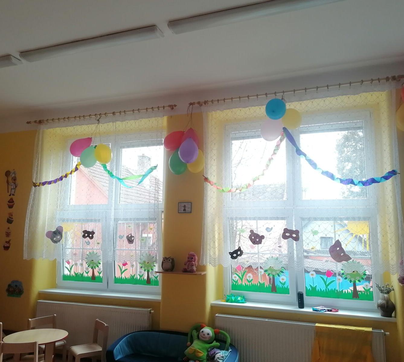 Přípravy na karneval a karnevalové dopoledne:-) - 98