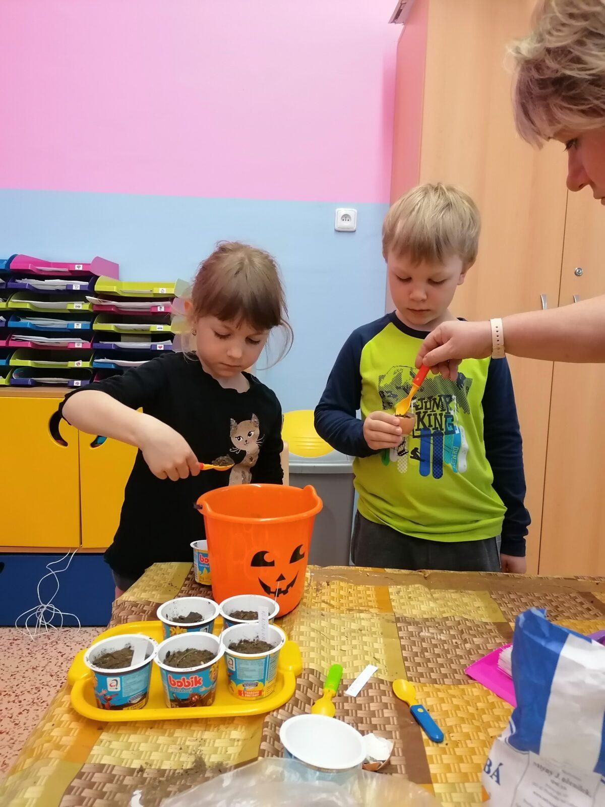 Tvořeníčko, tvoření: "malované vajíčko" - 20