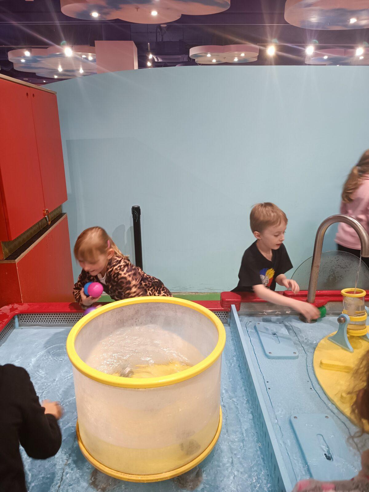 TLAPKY - 2 - motýlci a HAMELYS - 45