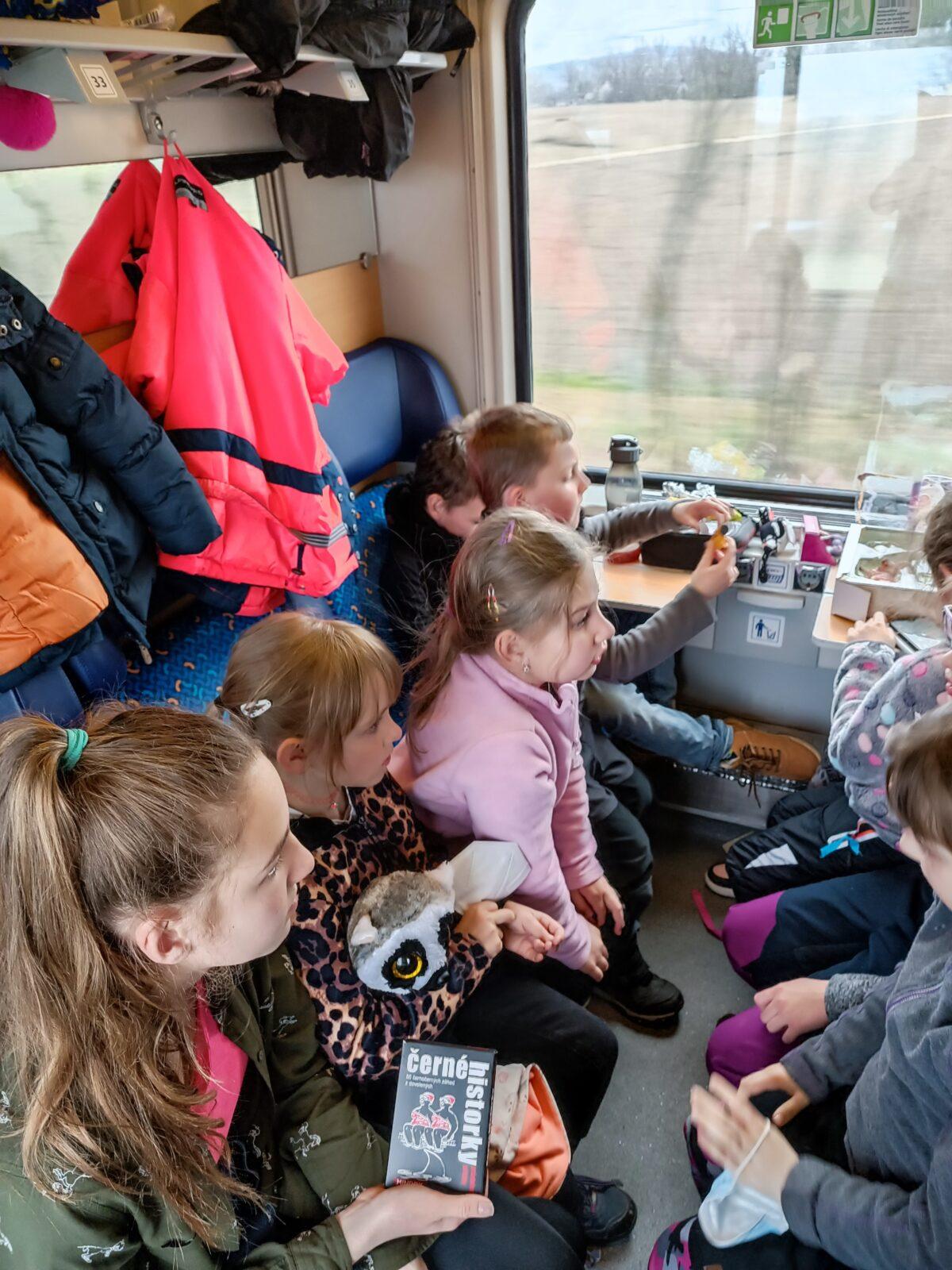 TLAPKY 1.-Praha- cesta a Neviditelná výstava - 26