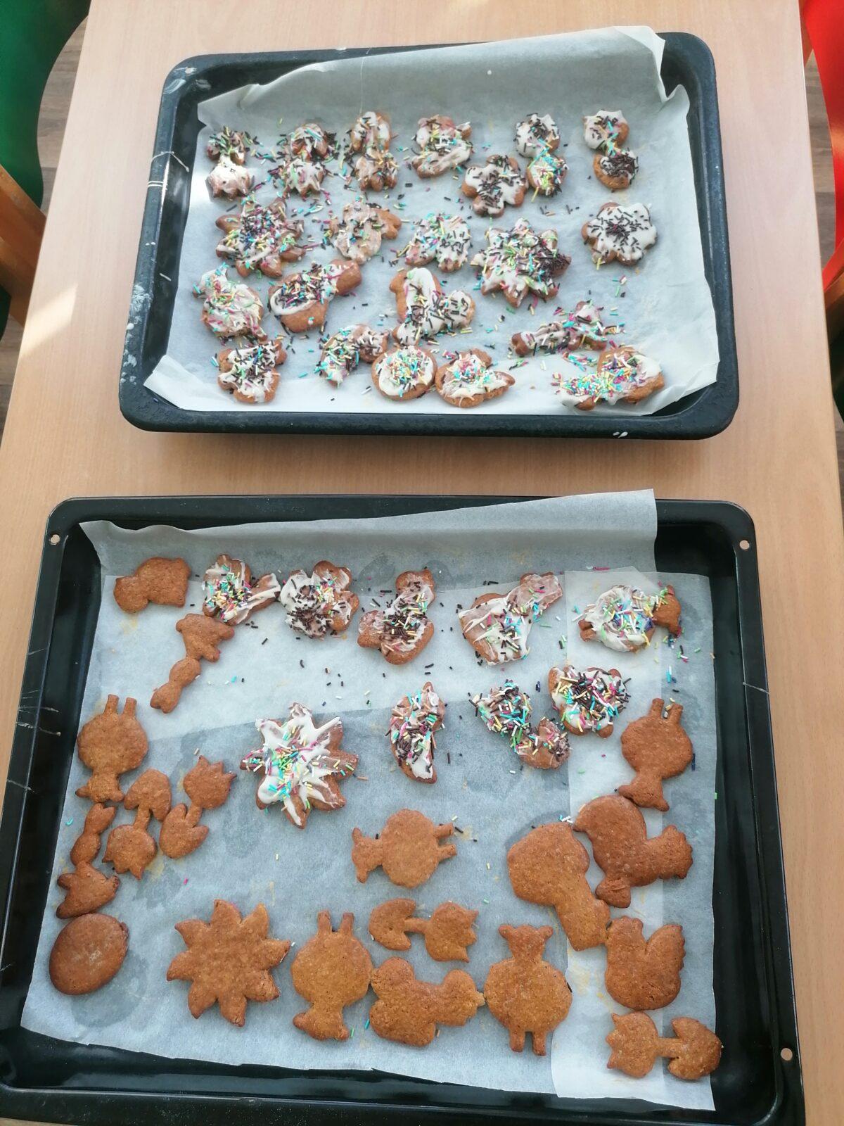 "Hody, hody, doprovody": "pečeme velikonoční perníčky" :-) - 44