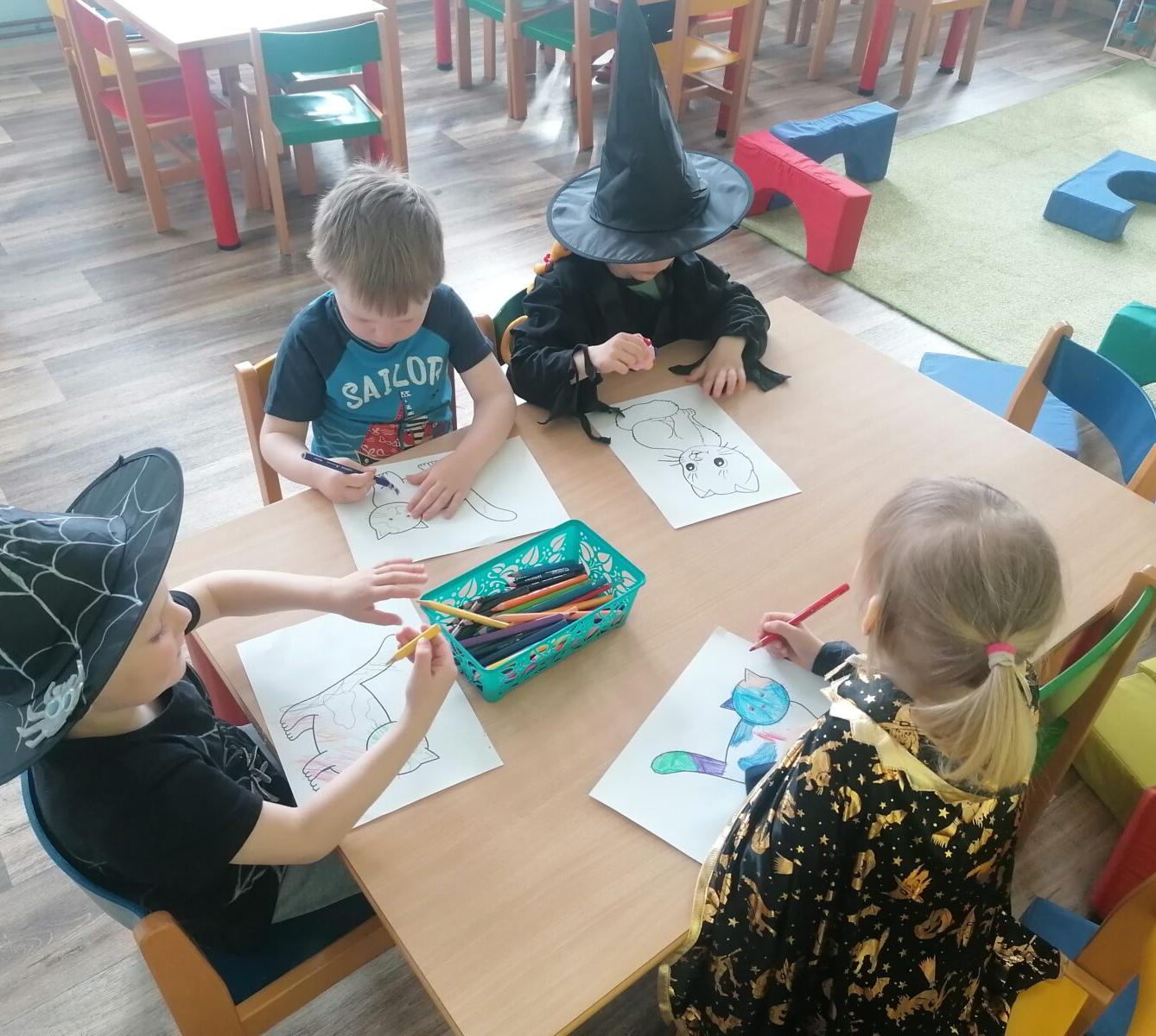 Čarodějnický týden v MŠ :-) - 158