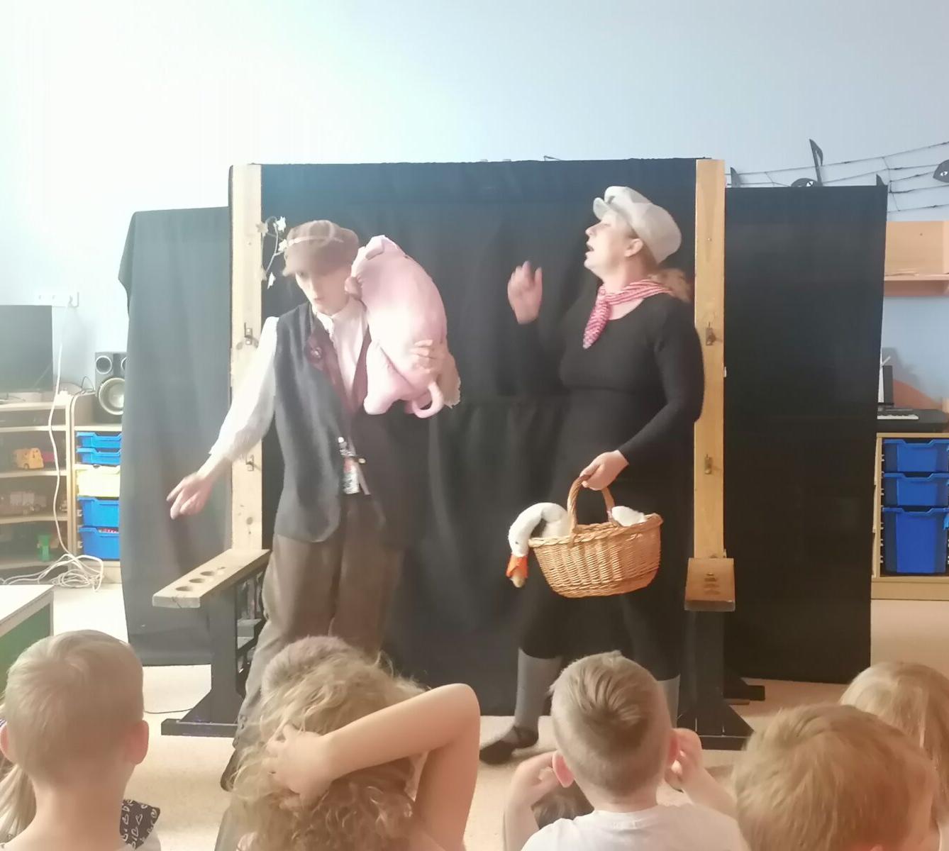 divadélko: "Jak Honza ke štěstí přišel" :-) - 19