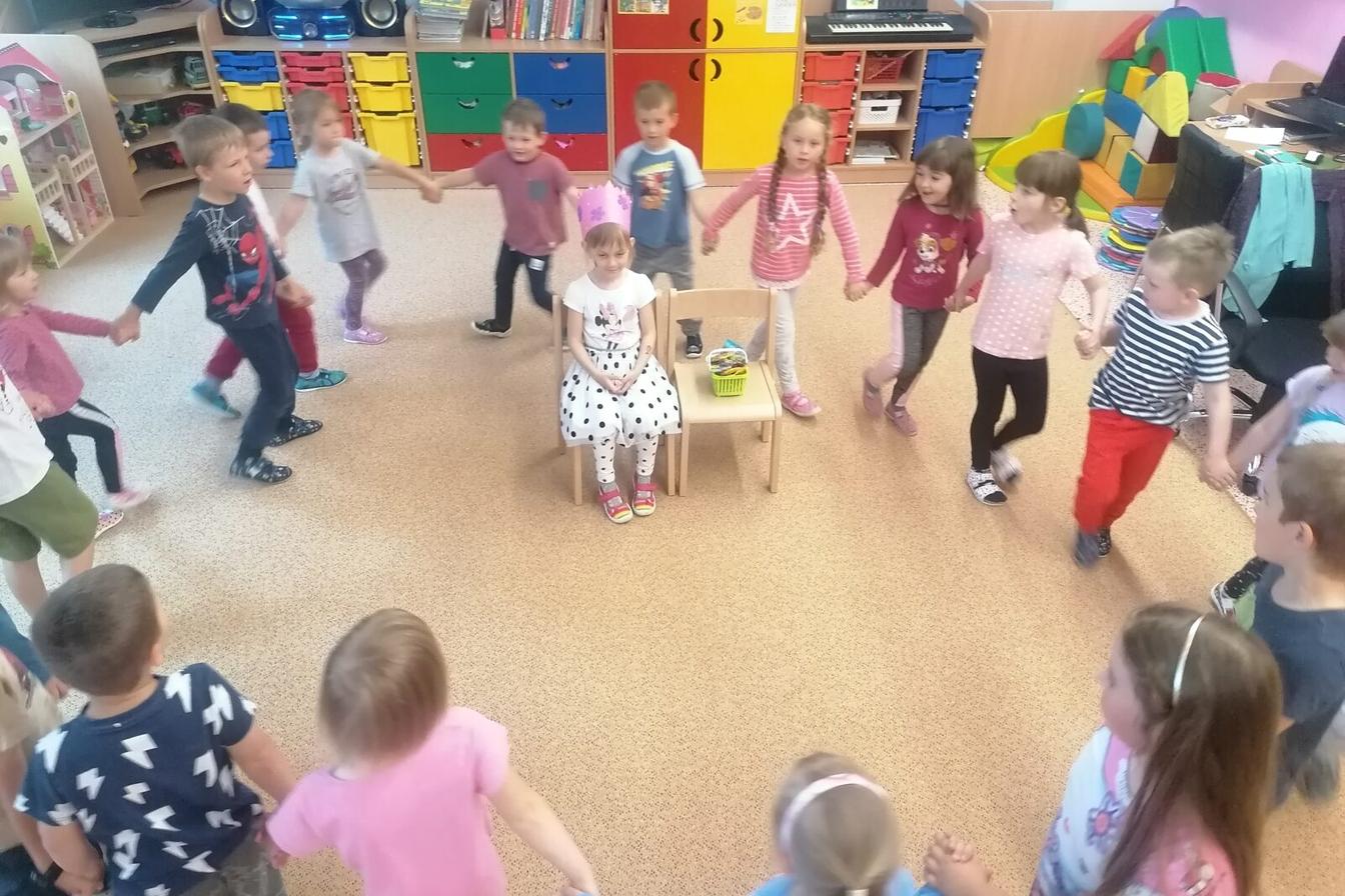 Slavíme: Lucinka měla narozeniny :-)