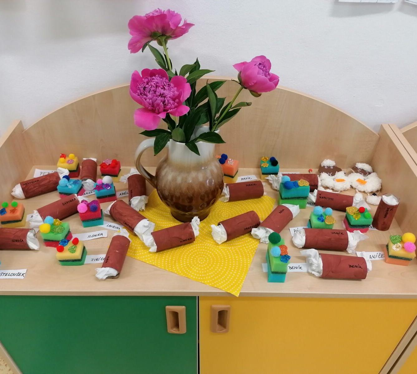 Tvořeníčko, tvoření: "Čím budu až vyrostu?" - cukráři :-) - 65