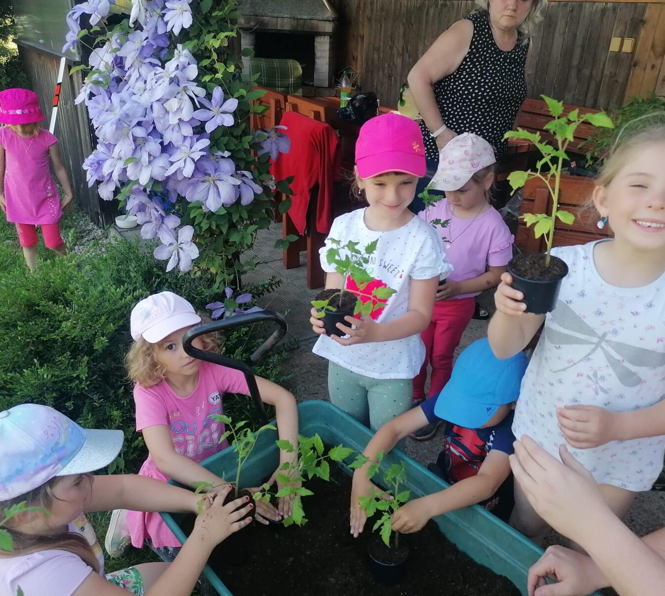 Tvořeníčko, tvoření: "Čím budu až vyrostu?"; zahradníci :-) - 14