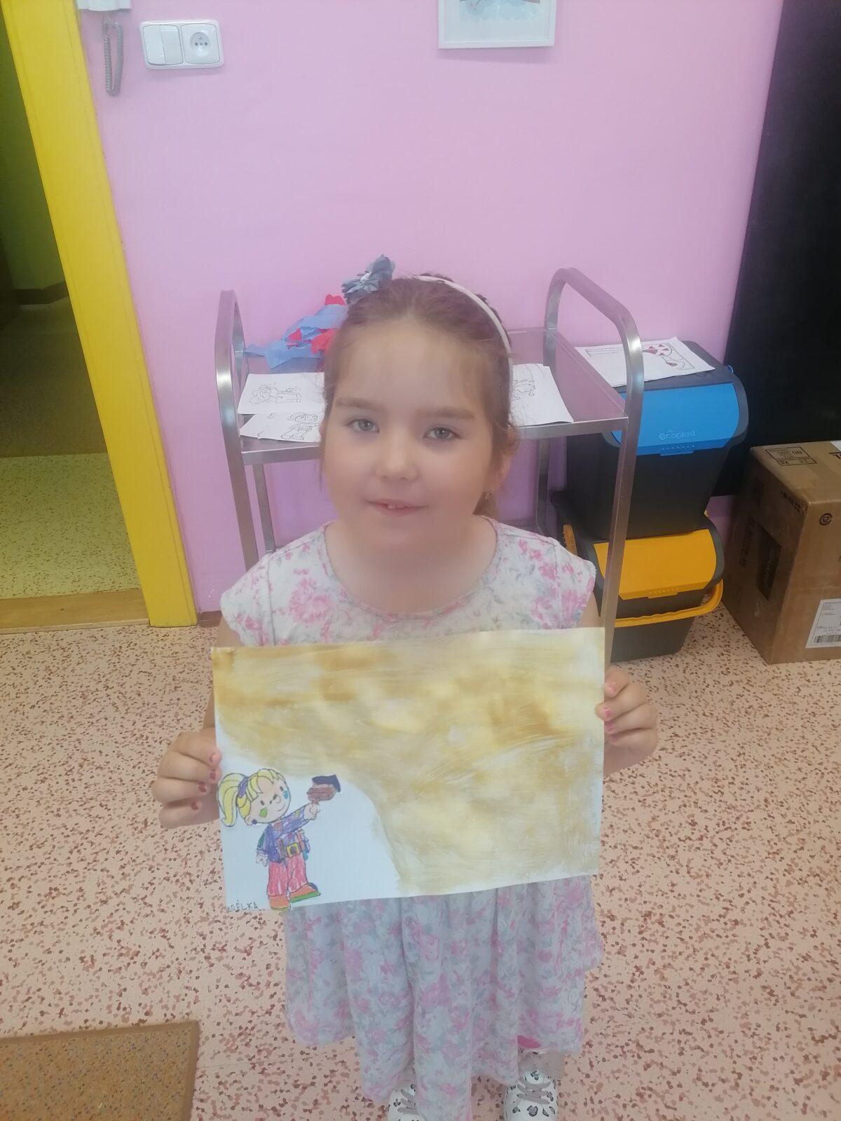 Tvořeníčko, tvoření: "Čím budu až vyrostu?", hasiči a malíři pokojů :-) - 11