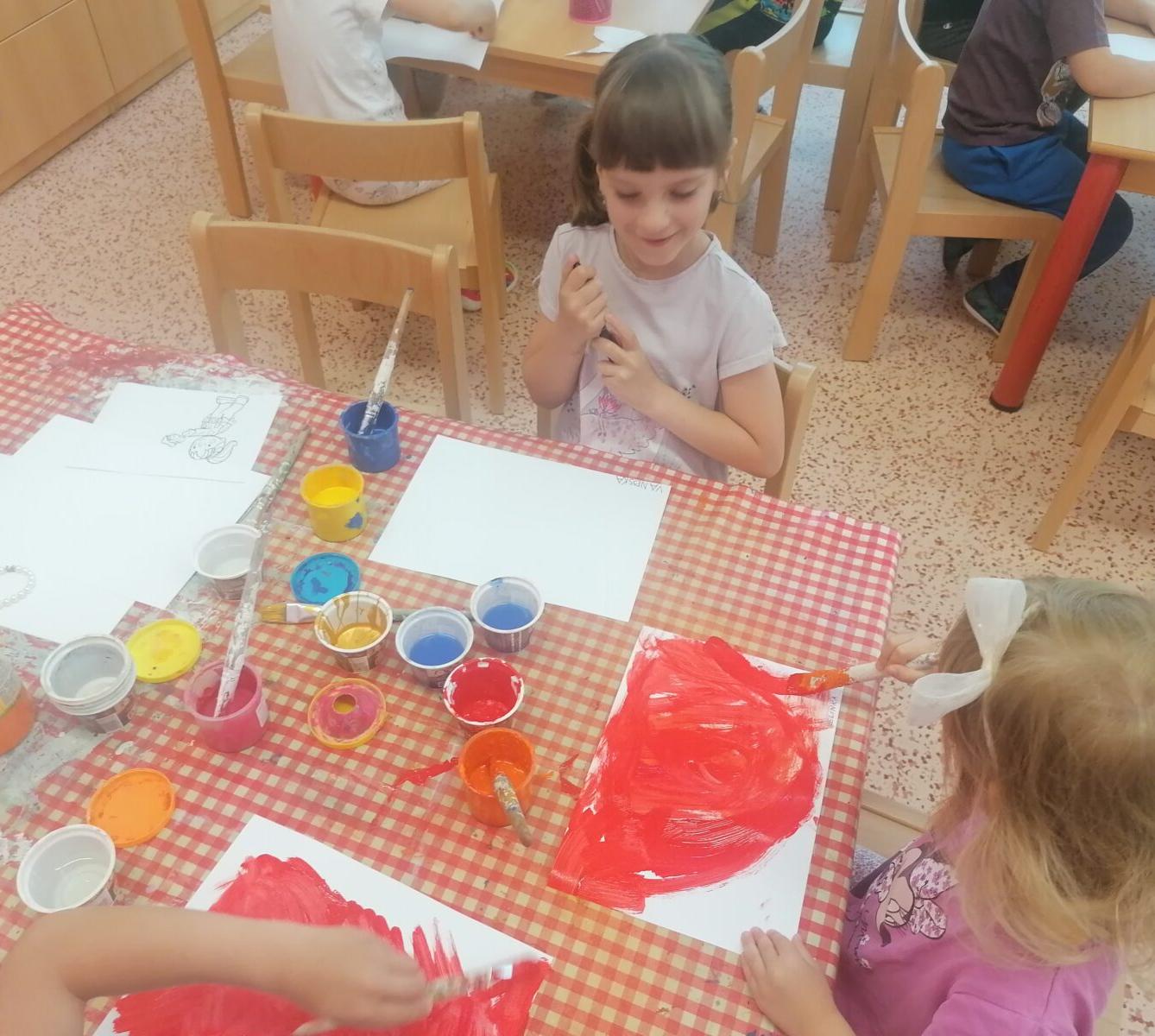 Tvořeníčko, tvoření: "Čím budu až vyrostu?", hasiči a malíři pokojů :-) - 21