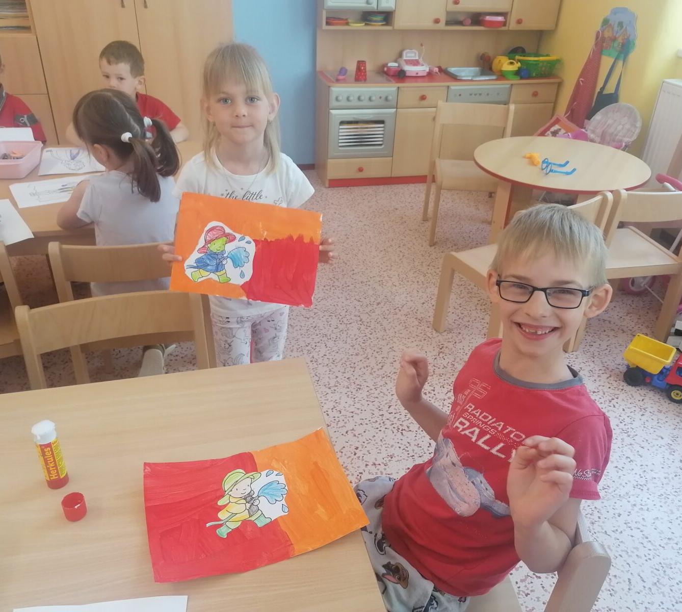 Tvořeníčko, tvoření: "Čím budu až vyrostu?", hasiči a malíři pokojů :-) - 25