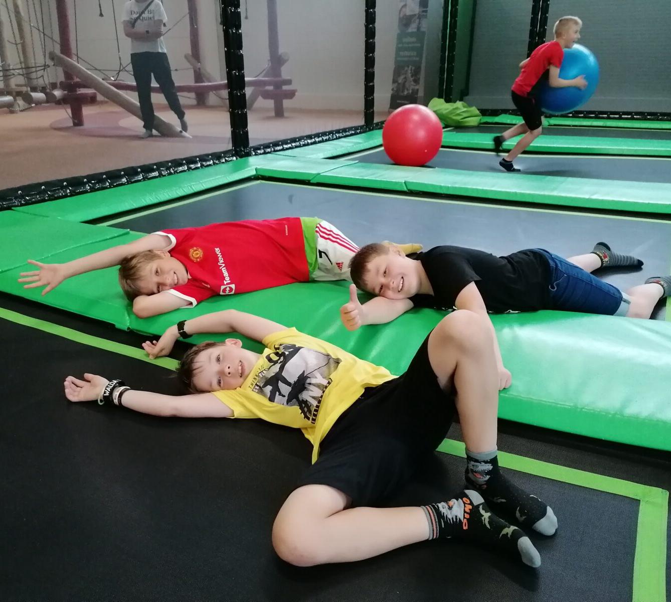 Třeťáci - školní výlet do SkiPi parku - 32