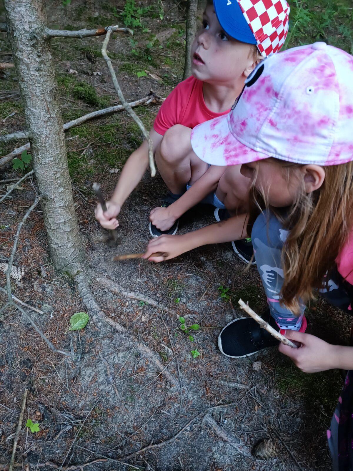 TLAPKY - spaní ve škole - 20